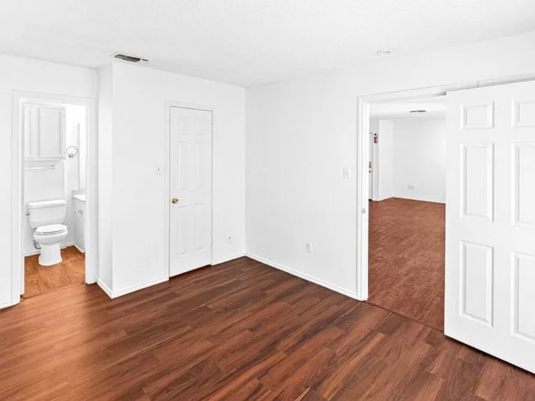 7572 Windsor Oaks — Photo 19