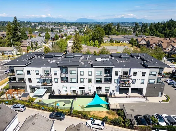 14818 60th Ave #211, Surrey, BC V3S 1R9