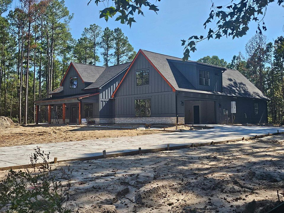1st image of 8032 Old Reaves Ferry Rd.