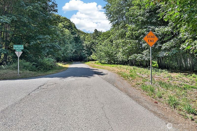 5th image of 2009 E Ennis Creek Road