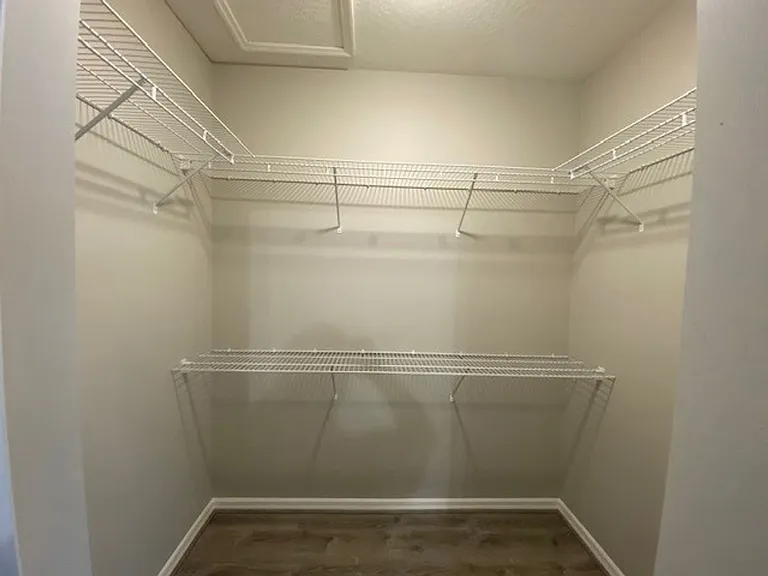 5212 Outlook Dr — Photo 25