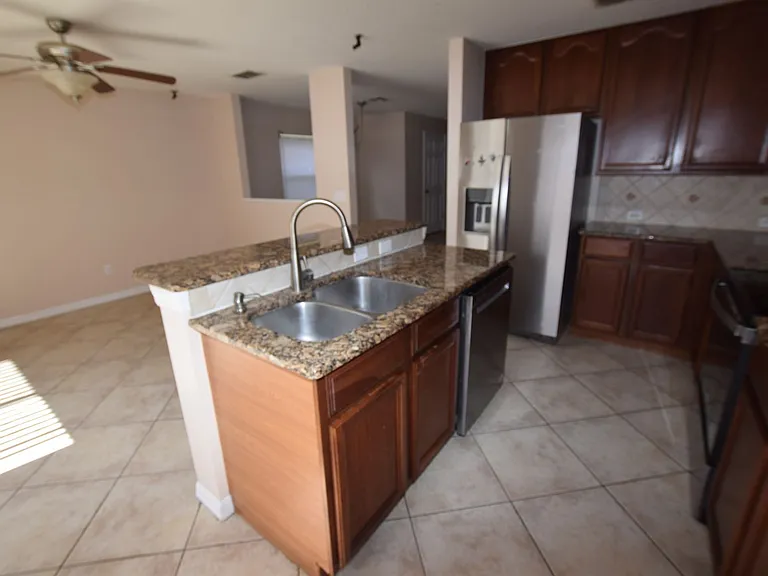 13098 Lexington Summit St — Photo 19