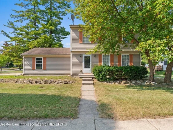 5828 Barren Dr, Lansing, MI 48911
