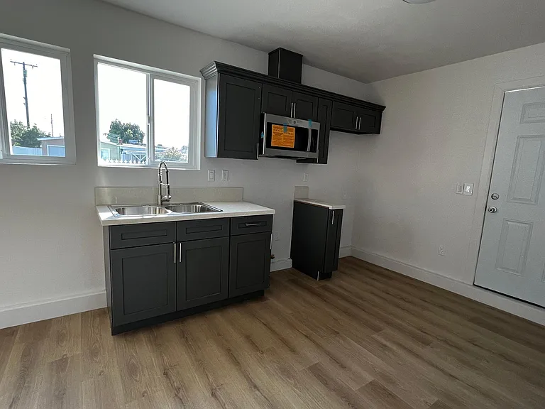 14709 Blackwood St — Photo 8