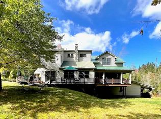 132 Pingree Park Ln, Londonderry, VT 05148