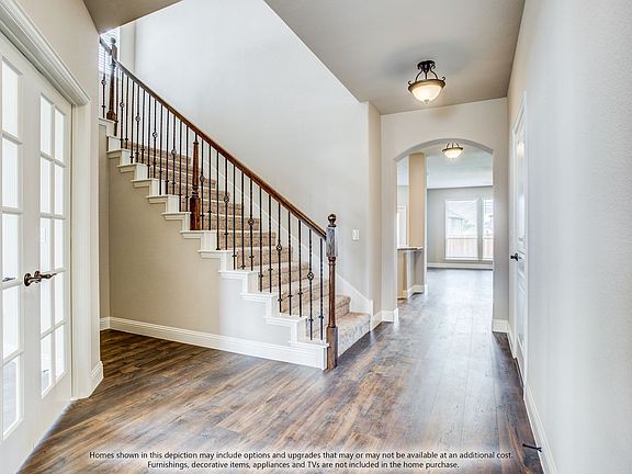 Dewberry Side Entry Entryway