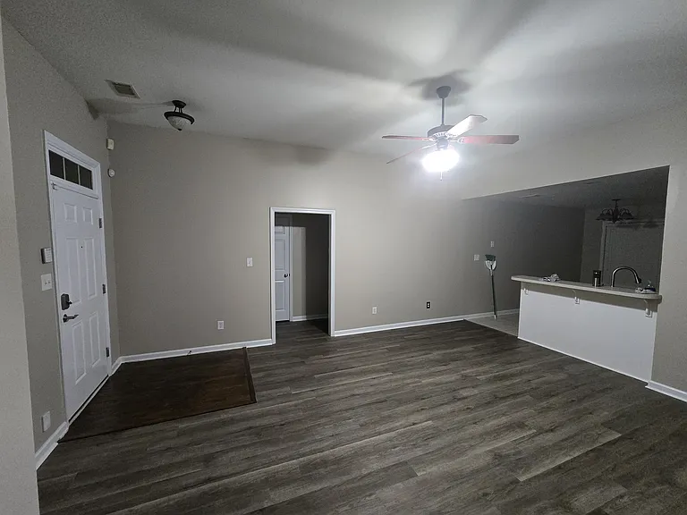 3021 Culverton Ct — Photo 9