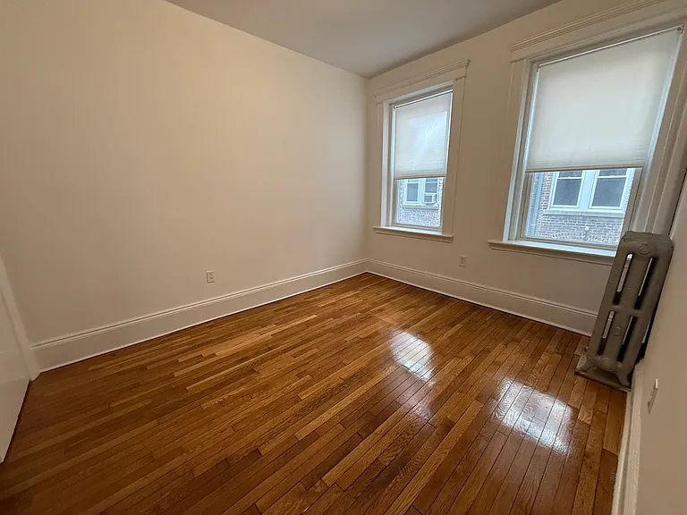 120 Warren St #6 — Photo 7