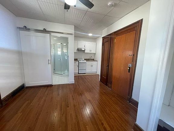 4th image of 3717 Park Ave APT 4