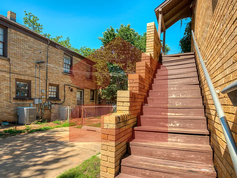 1803 NW 22nd Street - 2309 1/2 N. Florida — Photo 3