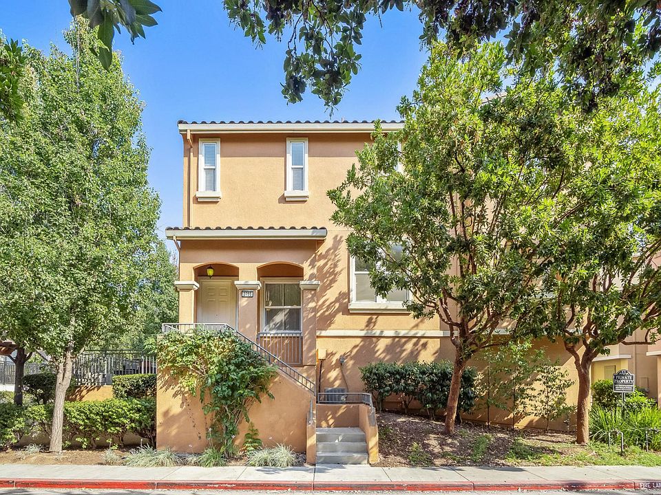 1st image of 2759 Corde Terra Cir