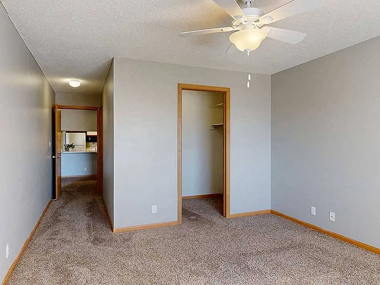 Northbrook Apartments — Photo 313