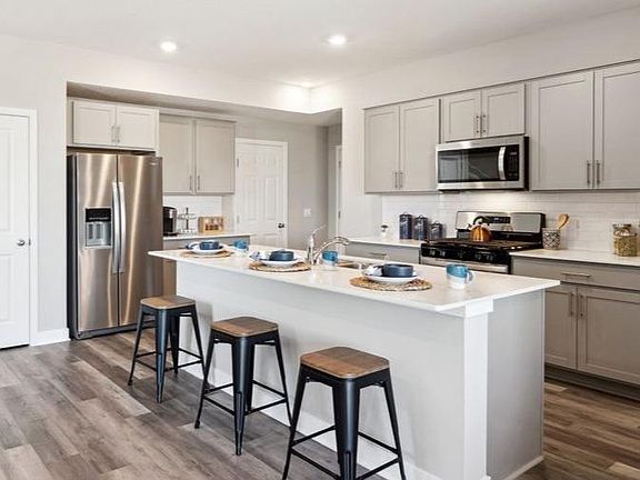 2nd image of 17093 Draper Way