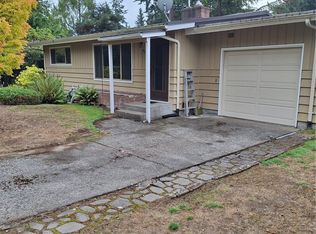 417 SW 207th Pl, Normandy Park, WA 98166