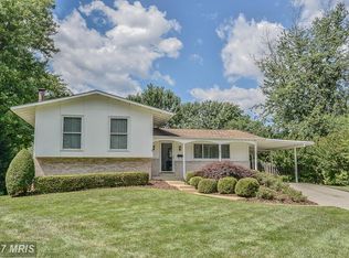 11105 Redford Ct, Fairfax, VA 22030