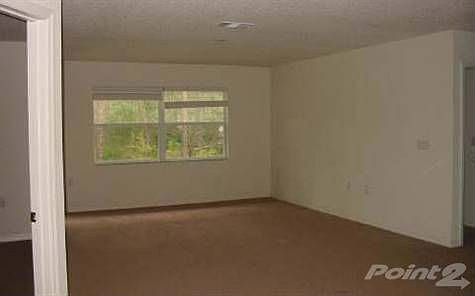 4600 E MOODY BLVD #7-O LR