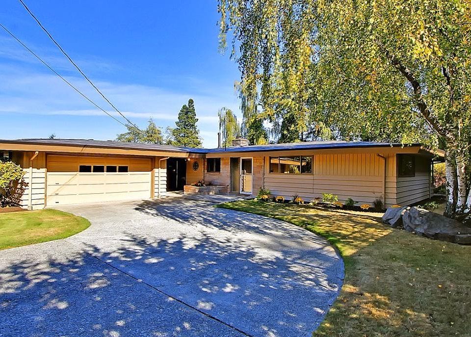 1st image of 3852 76th Ave SE