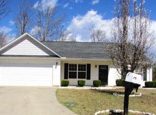 204 Lepore Ln, Greenville, SC 29611