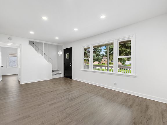 4th image of 6754 S 78th Ave