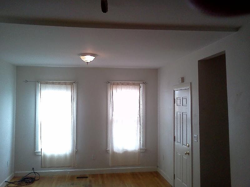 2nd image of 9 Bell Ct #1