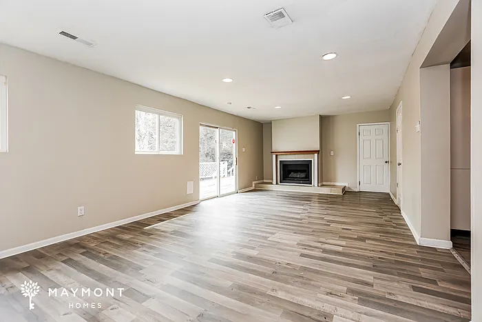 9153 Yorkridge Dr — Photo 7