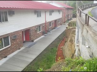 927 College Ave, Morgantown, WV 26505