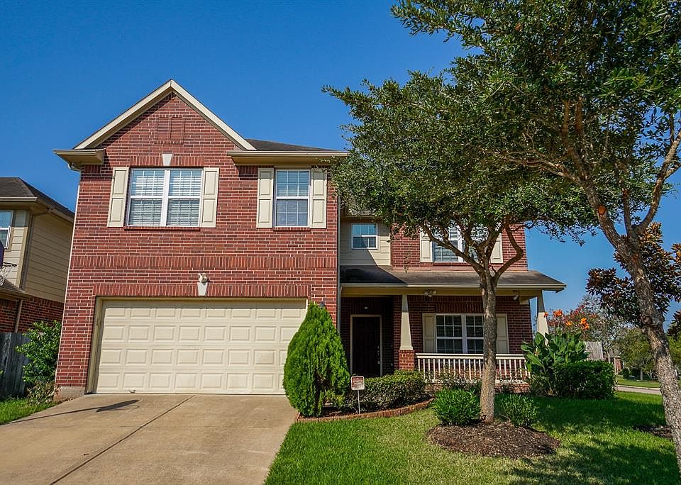 1st image of 5935 Preserve Ln