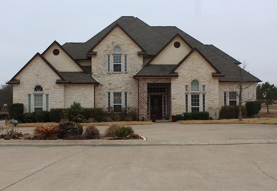 1st image of 109 Waterside Ct