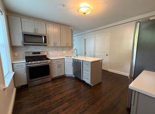 2 Dufton Rd #1, Andover, MA 01810
