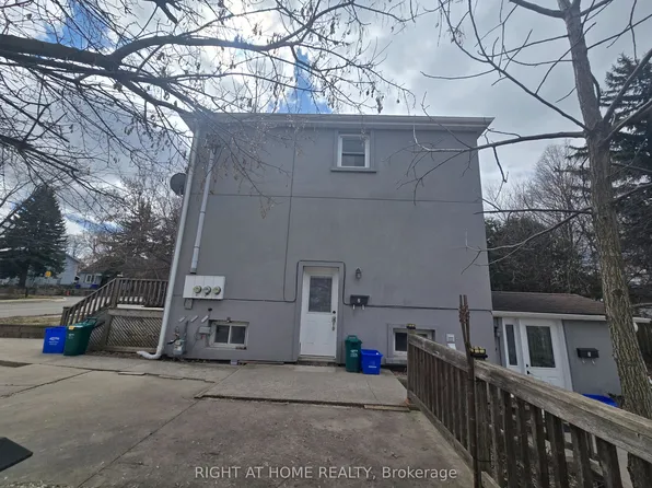 18 Ewing St, Halton Hills, ON