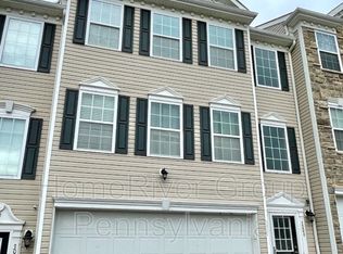 3006 Canterbury Dr, Imperial, PA 15126