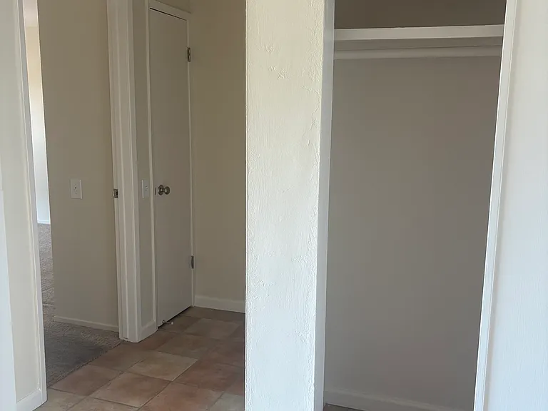 570 Mira Vista Ave #106 — Photo 7