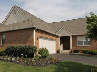 7019 Greensview Village Dr, Canal Winchester, OH 43110