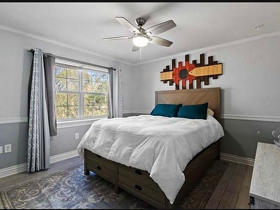 3rd image of 12334 Fernwood Cir
