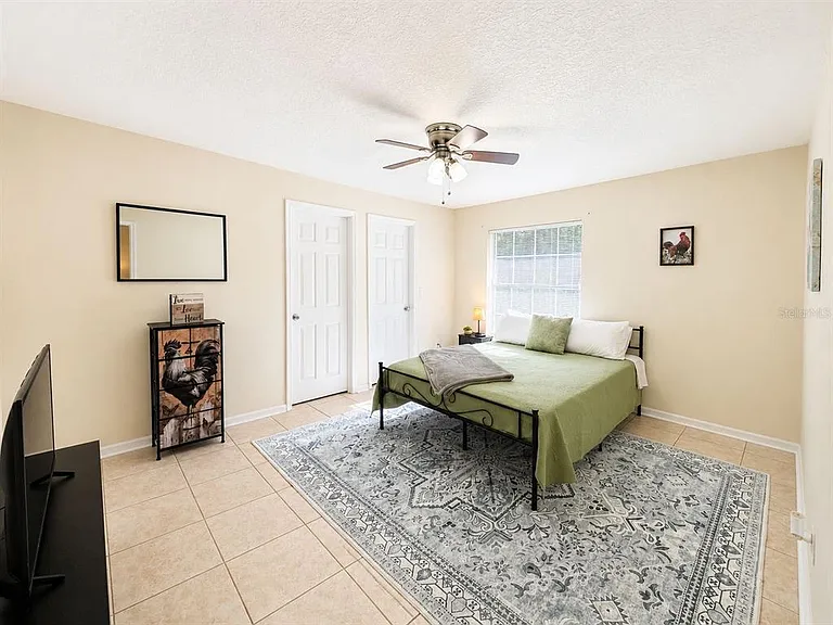 6401 NW 66th Ave — Photo 9
