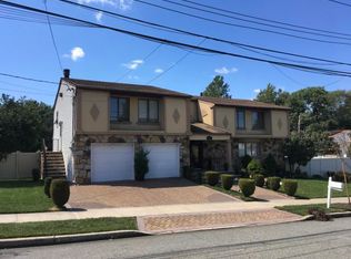 536 Maguire Ave, Staten Island, NY 10309