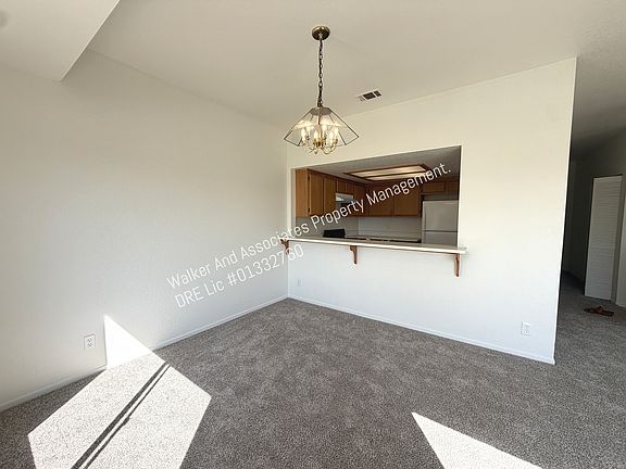 4th image of 162 Goodwin Rd #1