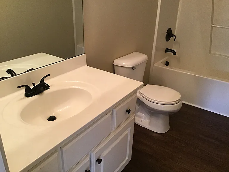 384 Axum Rd — Photo 15