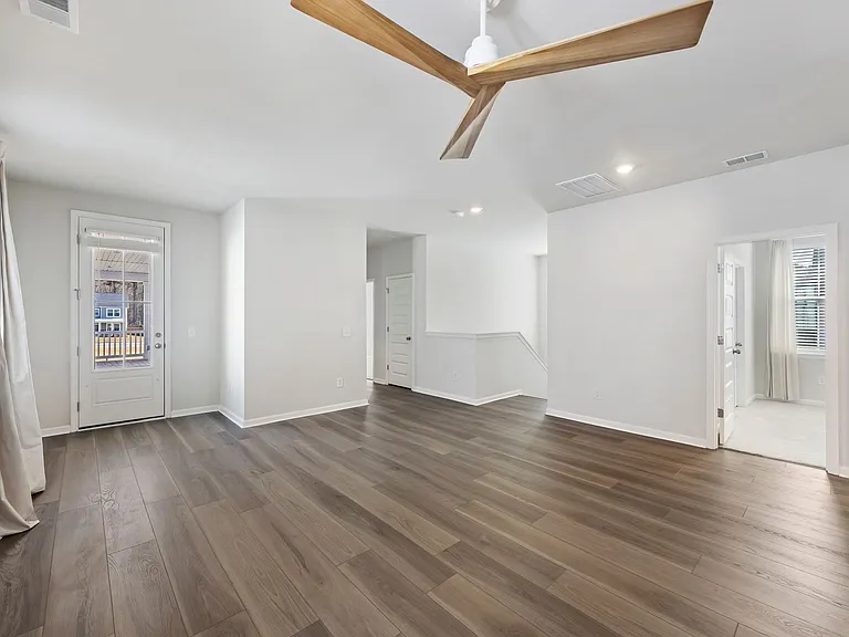 1014 Shore Lap St — Photo 18
