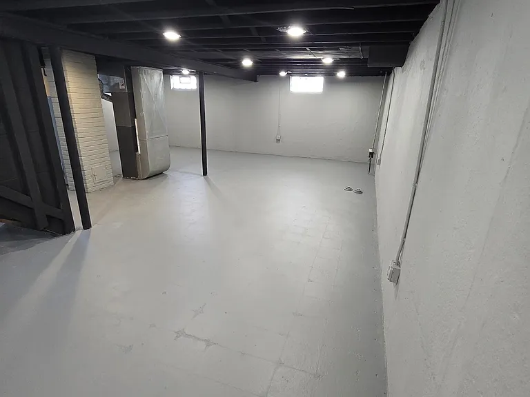 23809 Battelle Ave — Photo 17