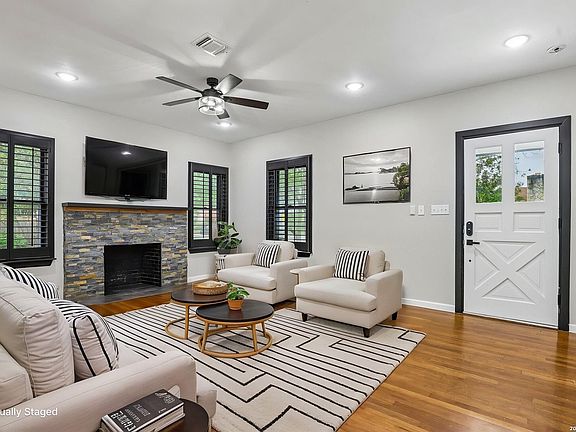 3rd image of 278 W Hermosa