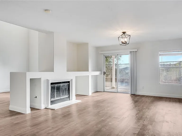 28 Homestead Dr — Photo 9