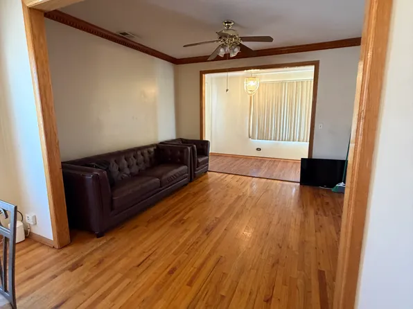 5914 W Fullerton Ave Unit 2, Chicago, IL 60639