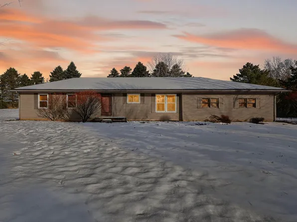 13890 Sharon Valley Rd, Grass Lake, MI 49240