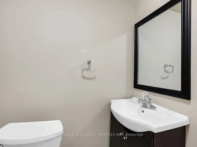 1371 Kilborn Ave — Photo 33