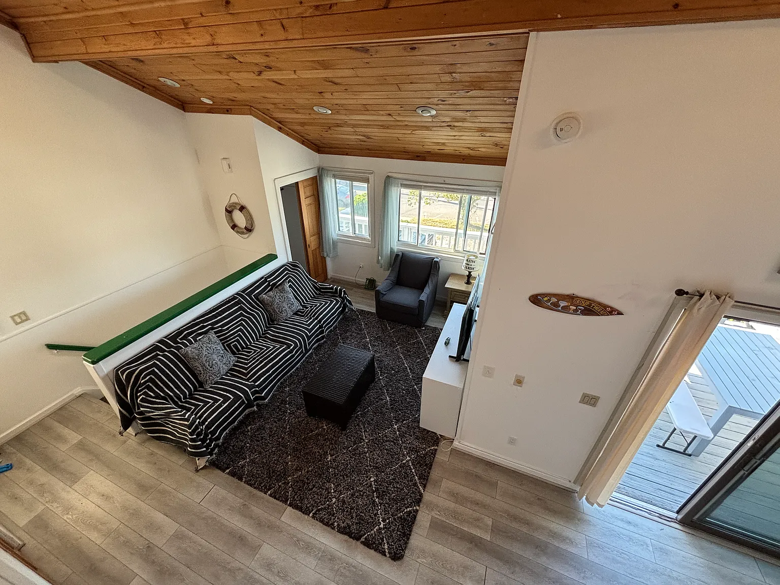 2 bed, 964 sqft, $3,000 — Photo 4