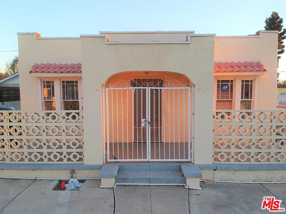 1st image of 490 W Orange Grove Ave