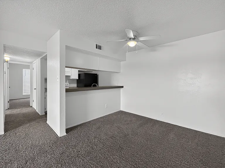 Quail Run Apartments — Photo 30