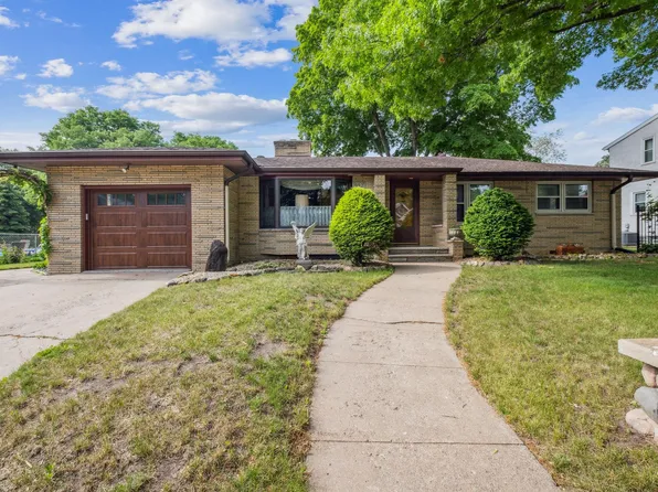 992 Otto Ave, Saint Paul, MN 55102