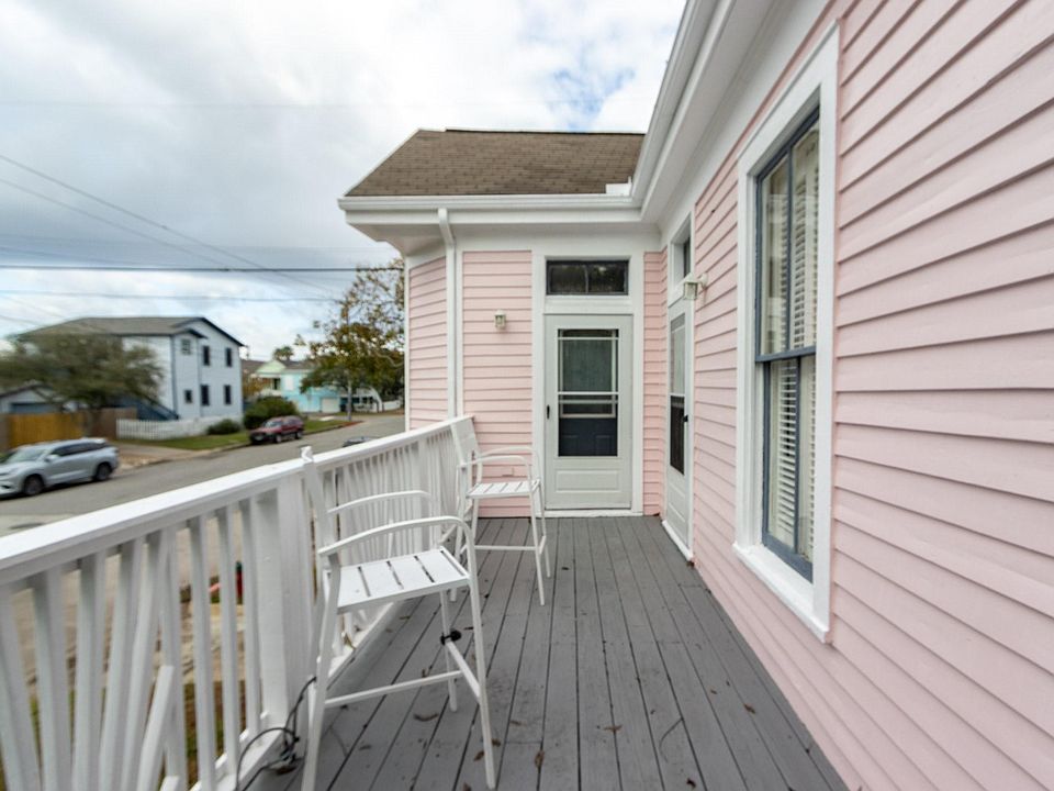 1114 12th St, Galveston, TX 77550 | MLS #31906210 | Zillow